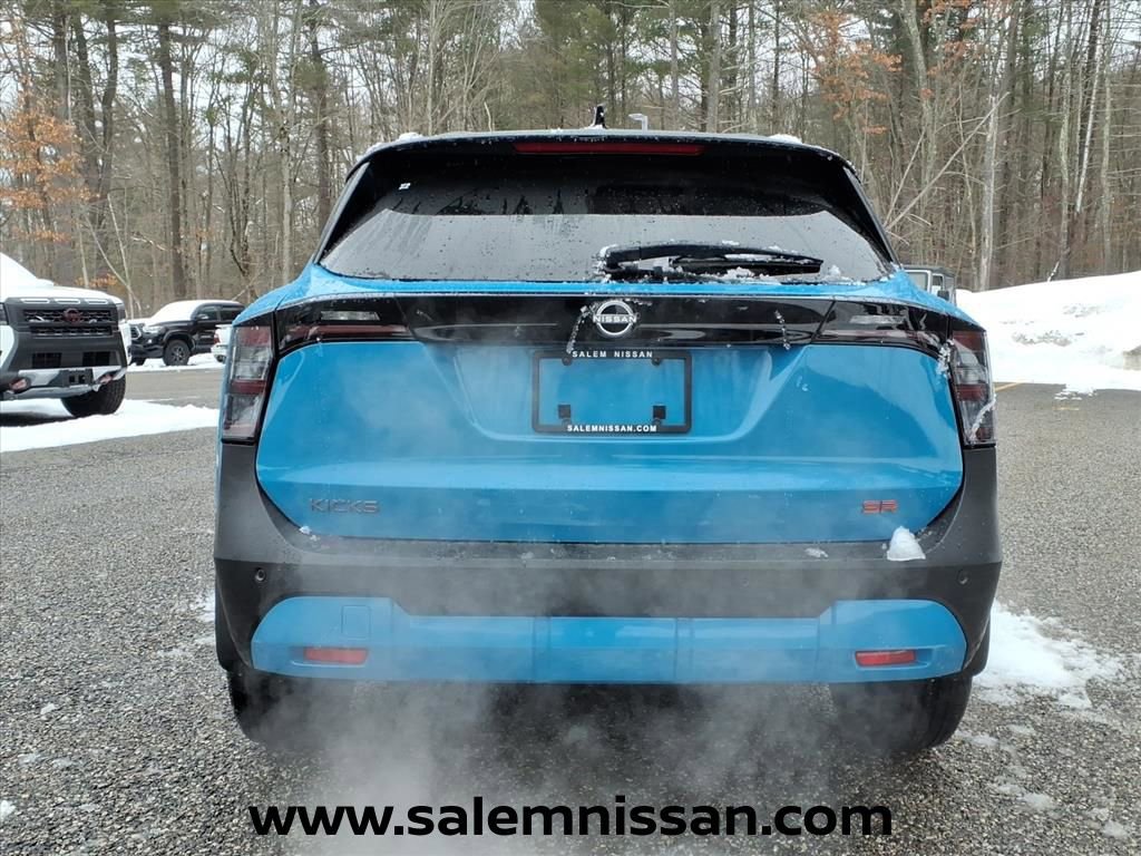New 2026 Nissan Kicks SR w/ SR Premium Package FWD image 5