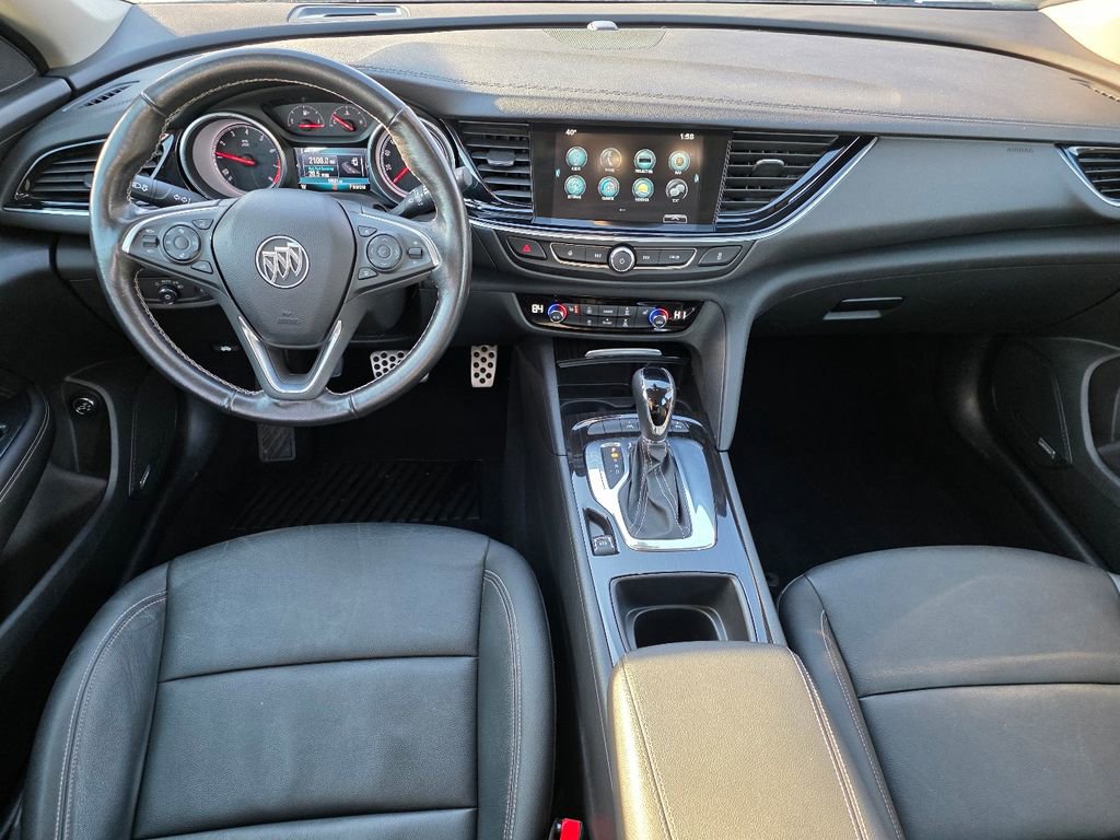 Used 2018 Buick Regal Essence w/ Driver Confidence Package #1 image 12