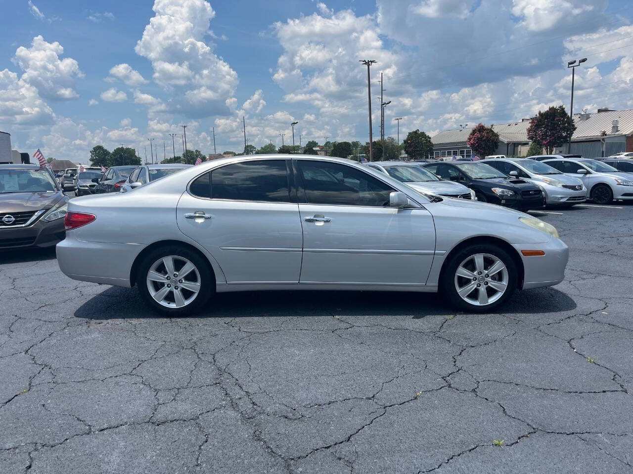 Used 2005 Lexus ES 330 FWD image 5