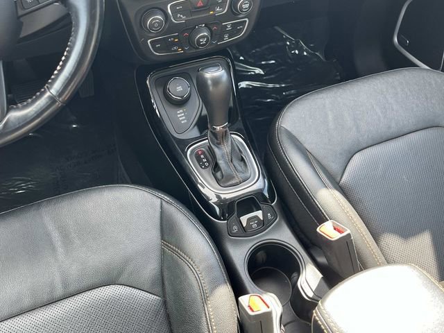 Used 2021 Jeep Compass Limited w/ Sun and Sound Group AWD/4WD image 18