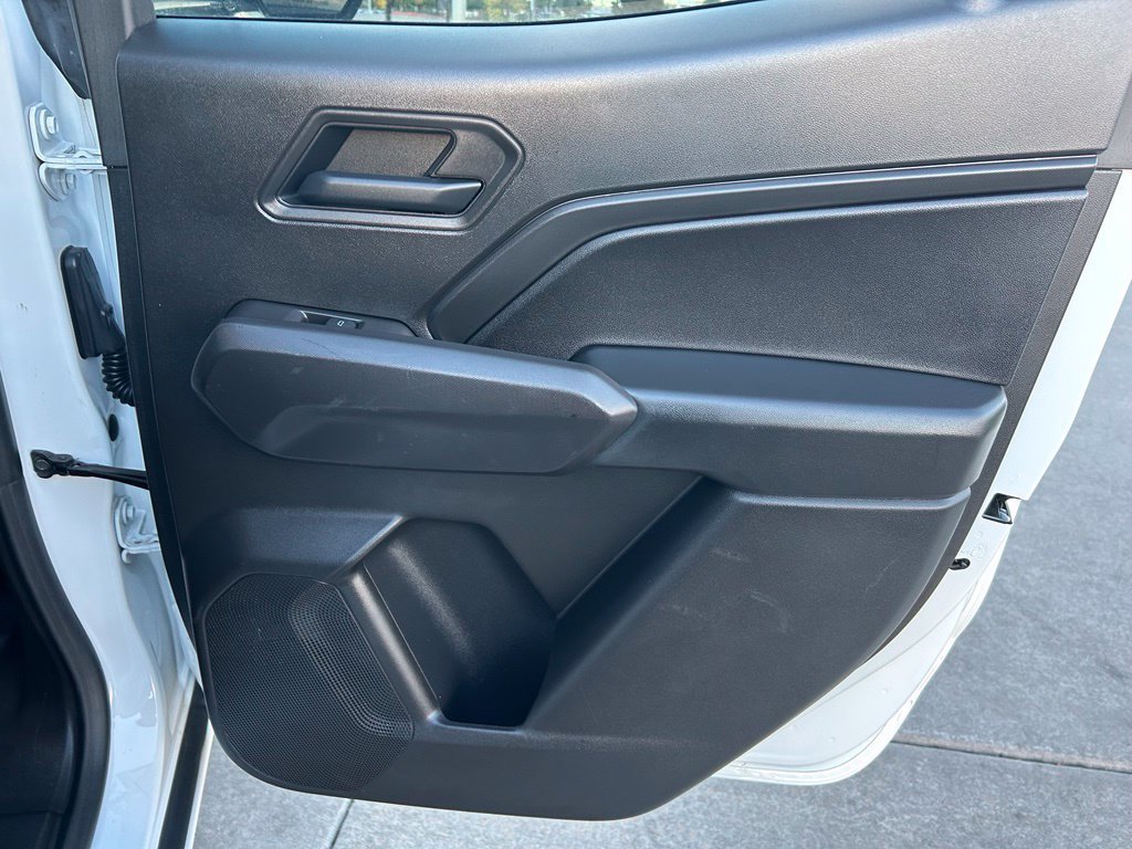 Used 2025 Chevrolet Colorado Trail Boss AWD/4WD image 27