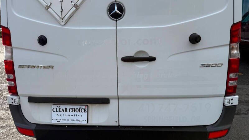 Used 2017 Mercedes-Benz Sprinter 3500 image 22