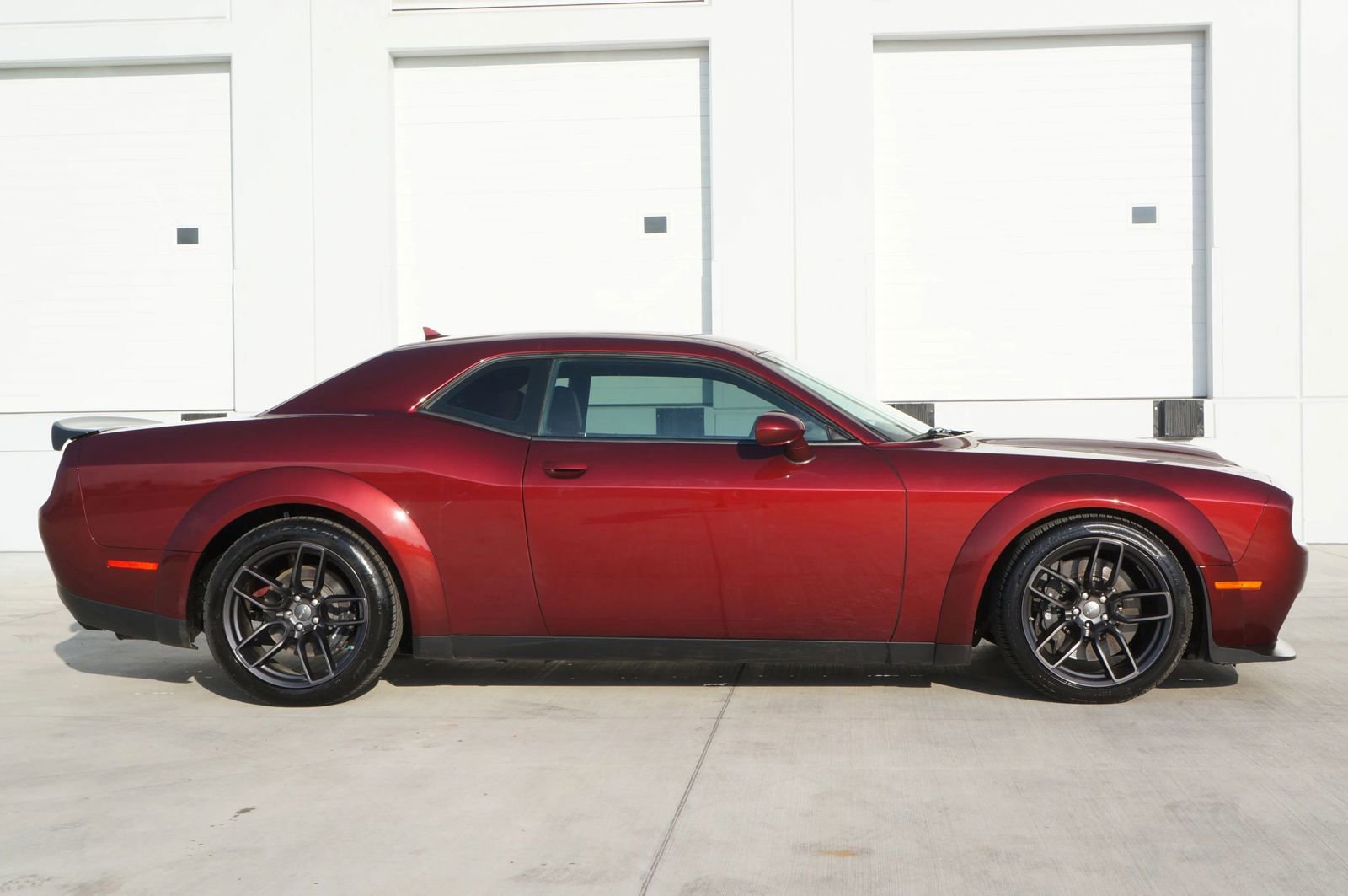 Used 2019 Dodge Challenger SRT Hellcat image 16