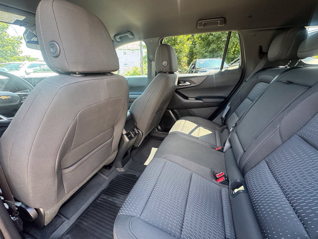 Used 2026 Chevrolet Equinox LT FWD image 15