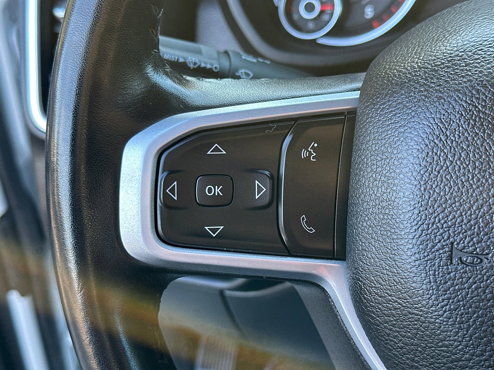 Used 2024 RAM 2500 Big Horn image 25