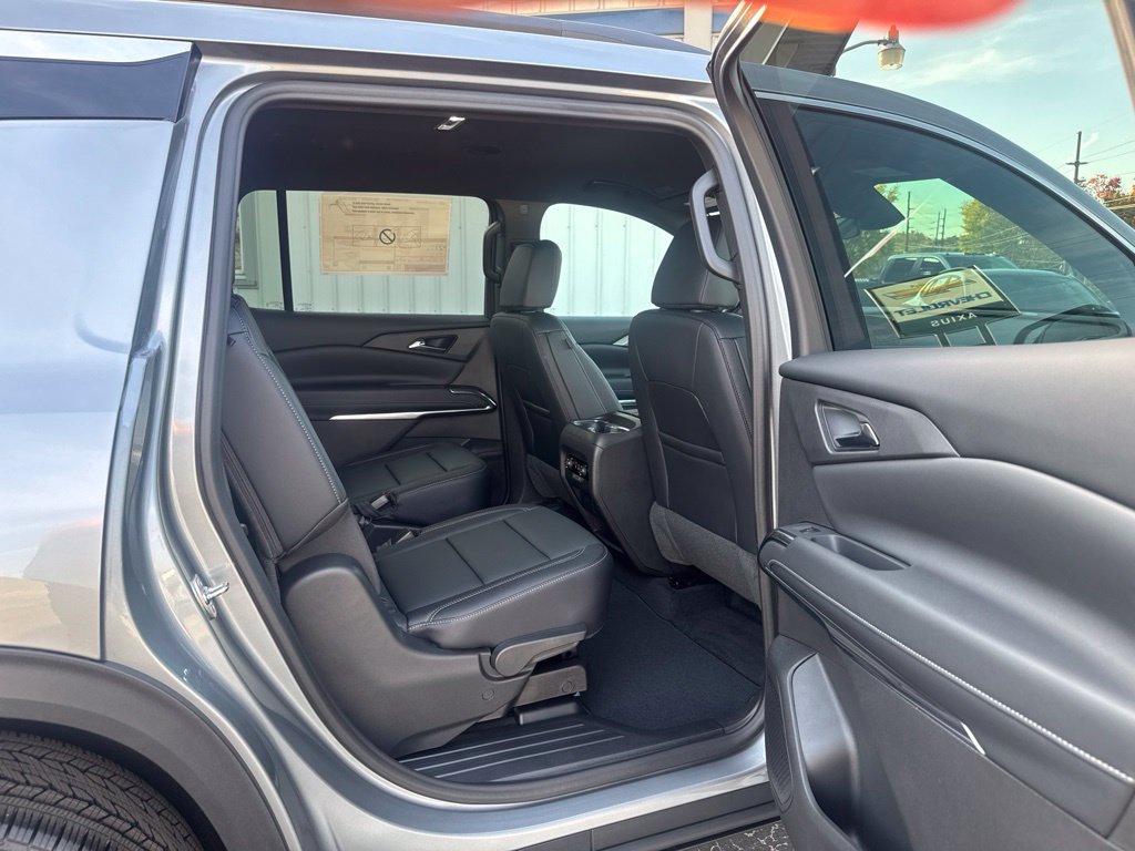 New 2027 Chevrolet Traverse LT AWD/4WD image 20