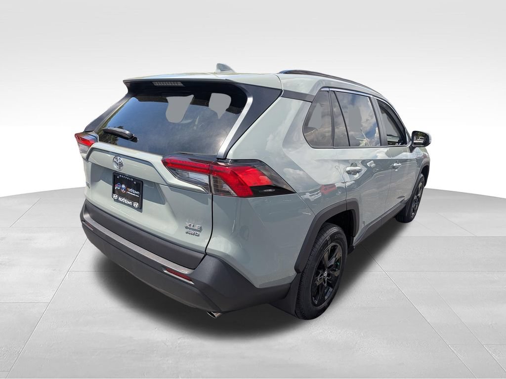 Used 2020 Toyota RAV4 XLE w/ All Weather Liner Package AWD/4WD image 13