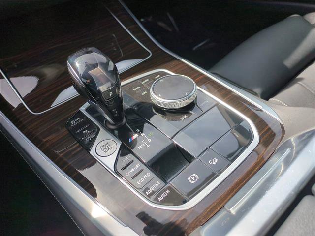 Used 2021 BMW X5 M50i image 12