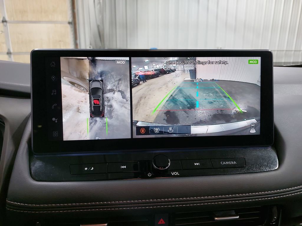 Certified 2025 Nissan Rogue SL image 45