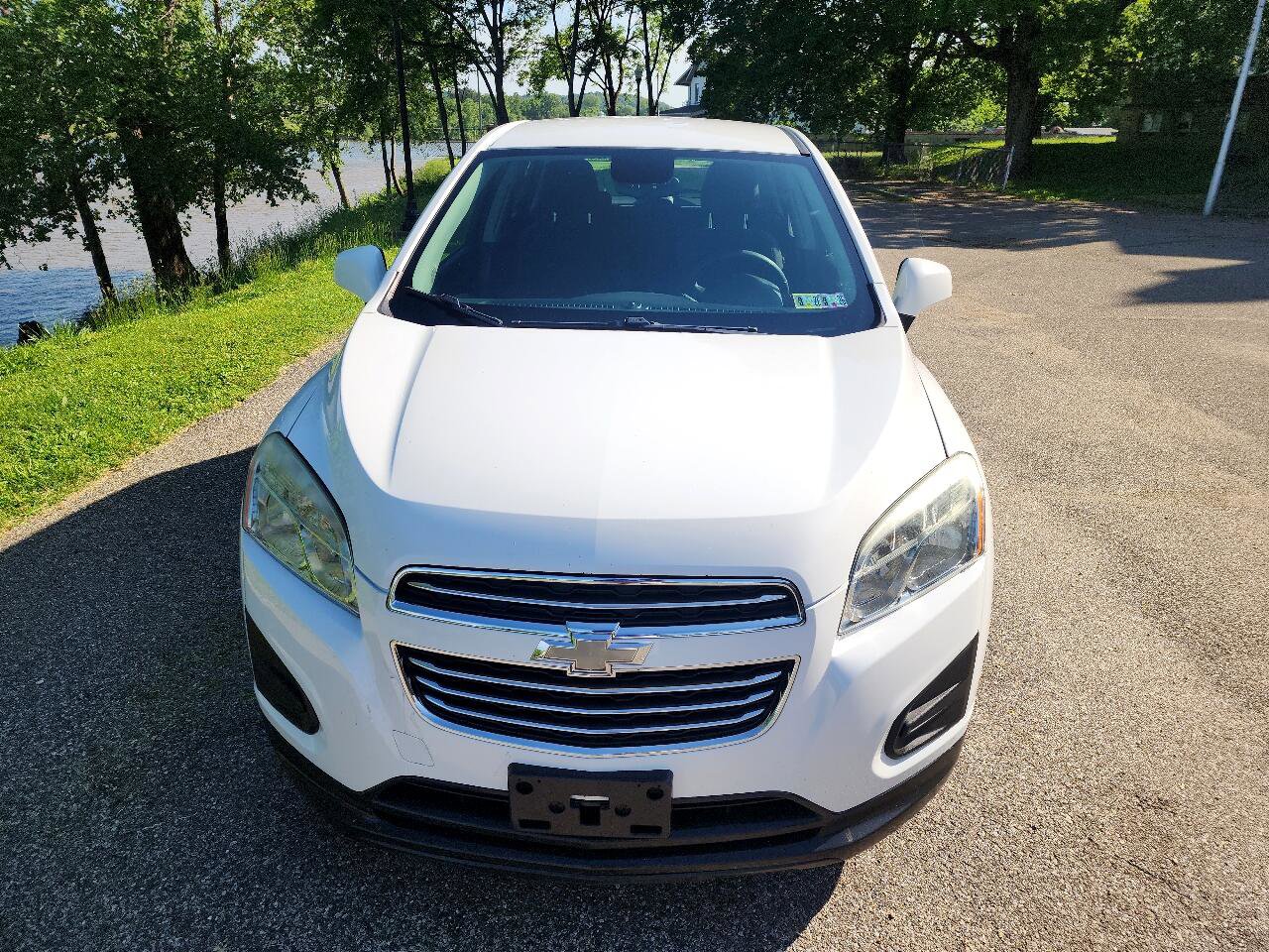 Used 2015 Chevrolet Trax LS w/ LPO, Protection Package image 8