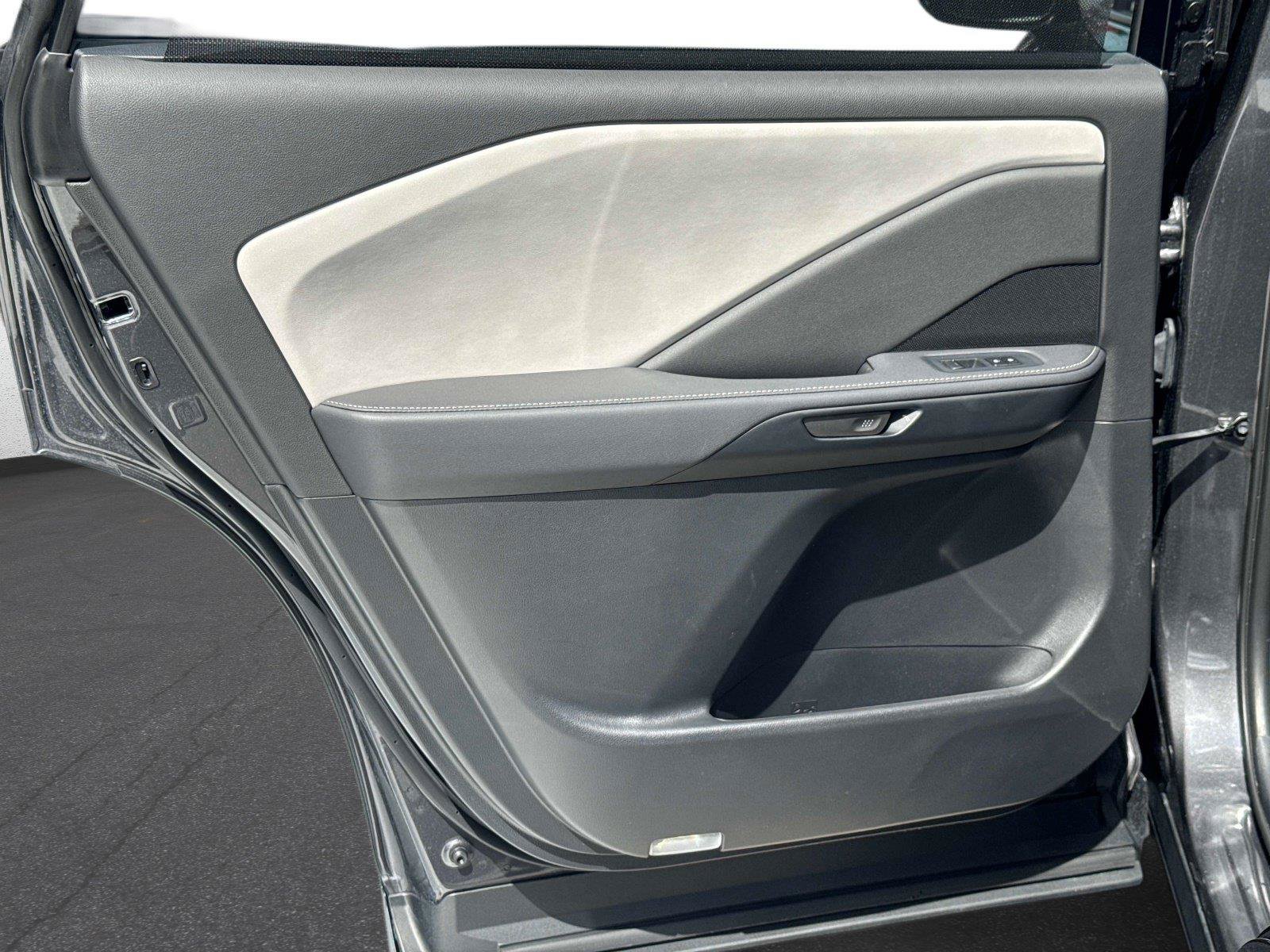 Certified 2025 Lexus TX 350 AWD w/ Technology Package image 13