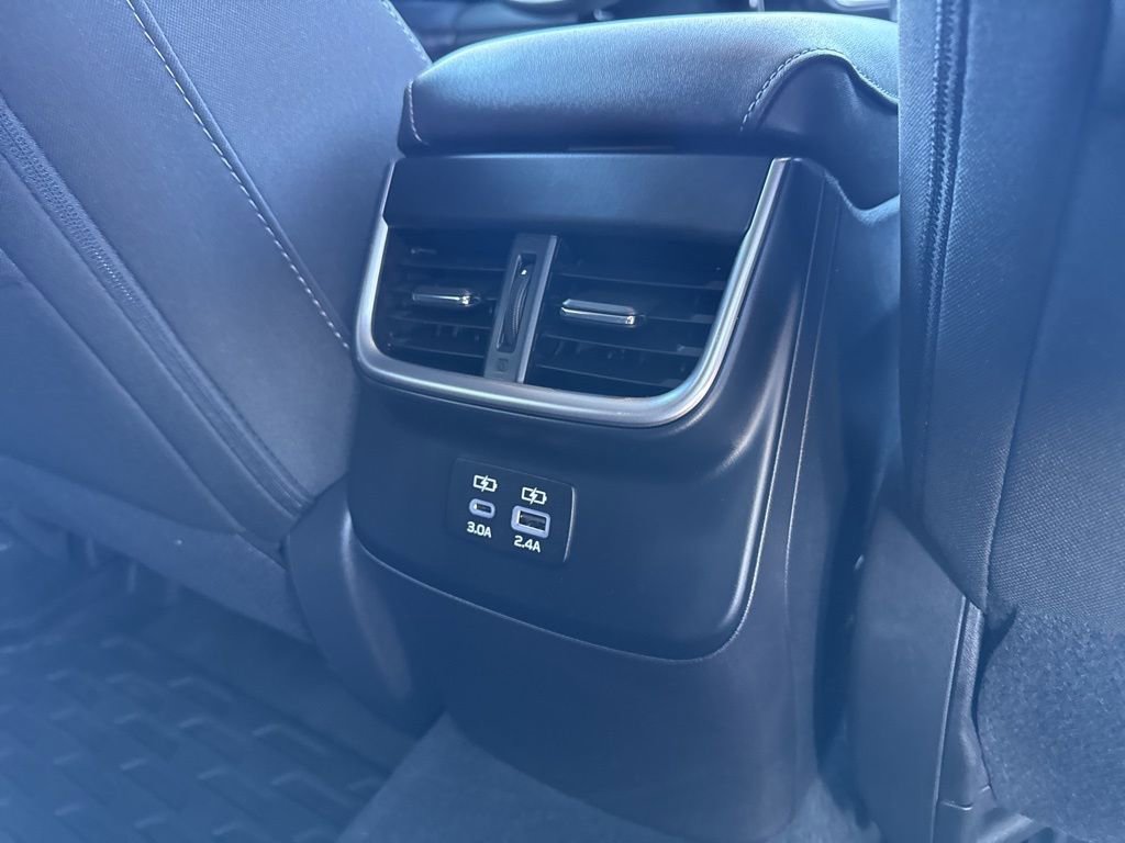 Used 2024 Subaru Outback Premium image 17