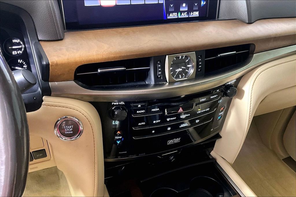 Used 2016 Lexus LX 570 4WD w/ Luxury Package image 24