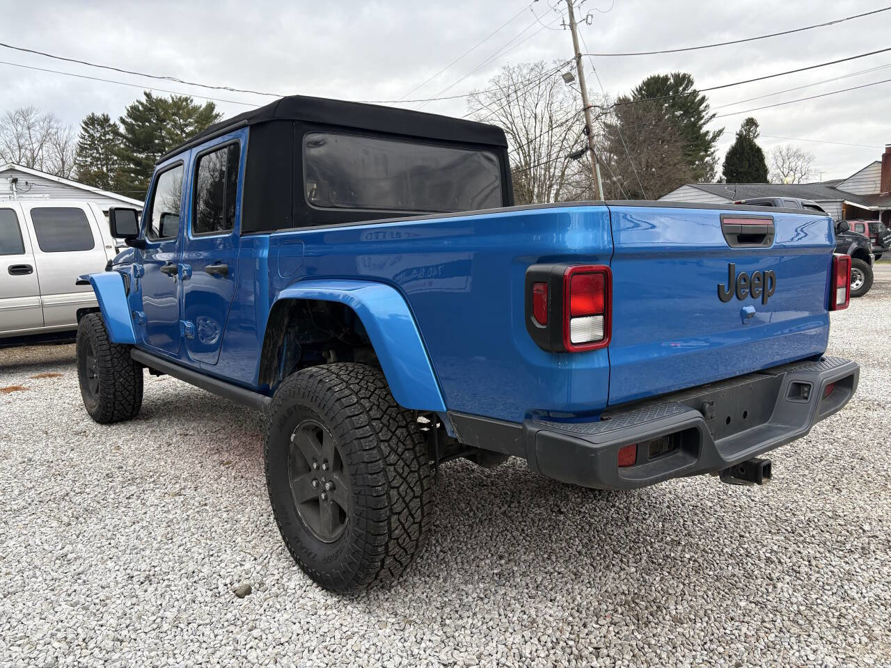 Used 2022 Jeep Gladiator Sport image 9