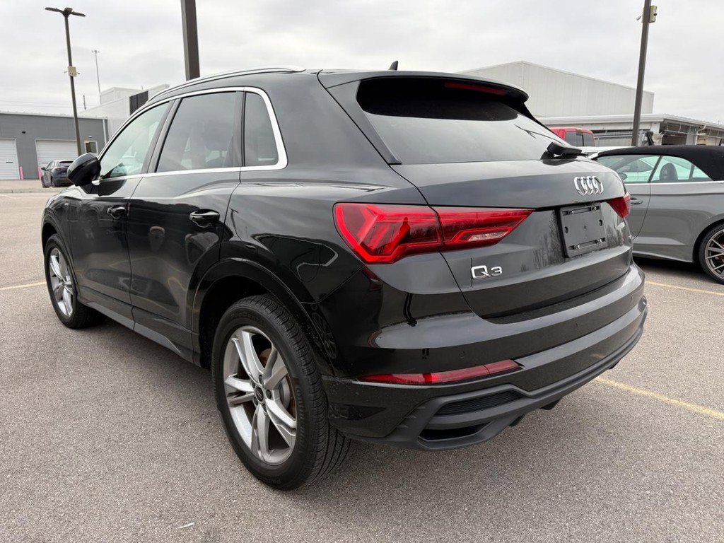 Used 2023 Audi Q3 2.0T Premium Plus image 13
