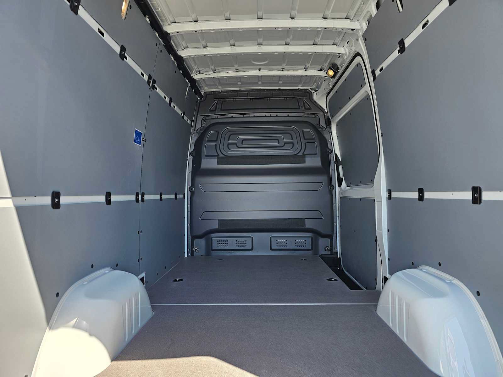 New 2026 Mercedes-Benz Sprinter 2500 image 17