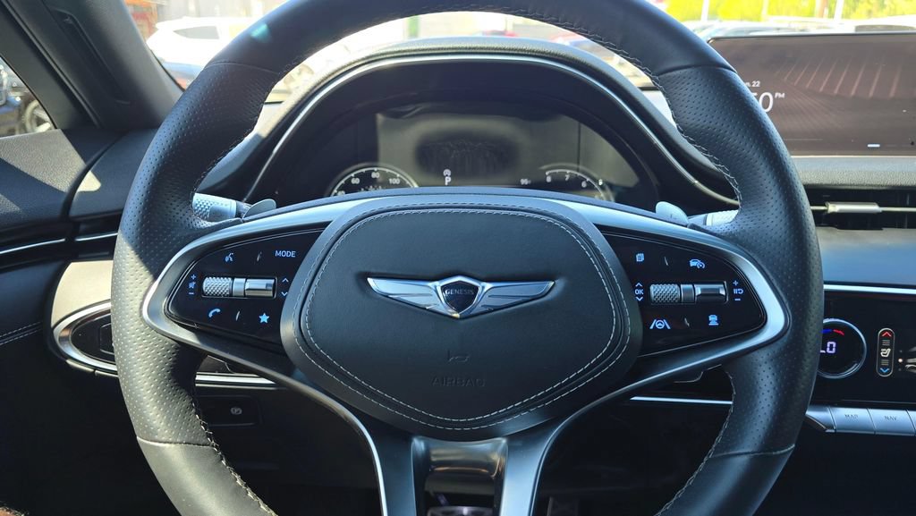 Used 2022 Genesis GV70 3.5T Sport AWD/4WD image 24
