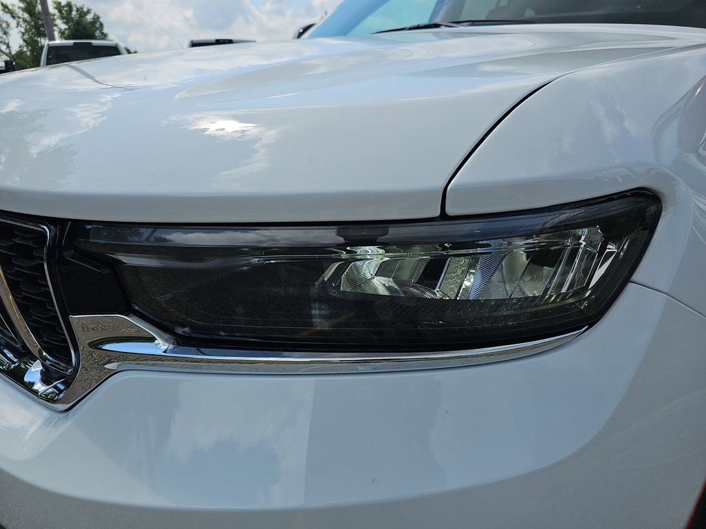 New 2025 Jeep Grand Cherokee Limited image 30