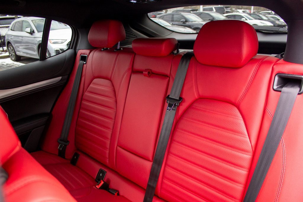 New 2025 Alfa Romeo Stelvio Sprint image 22