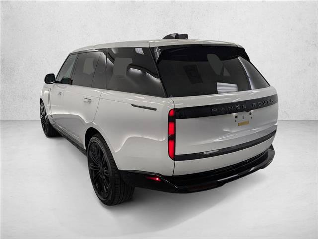 New 2026 Land Rover Range Rover Long Wheelbase SE AWD/4WD image 3