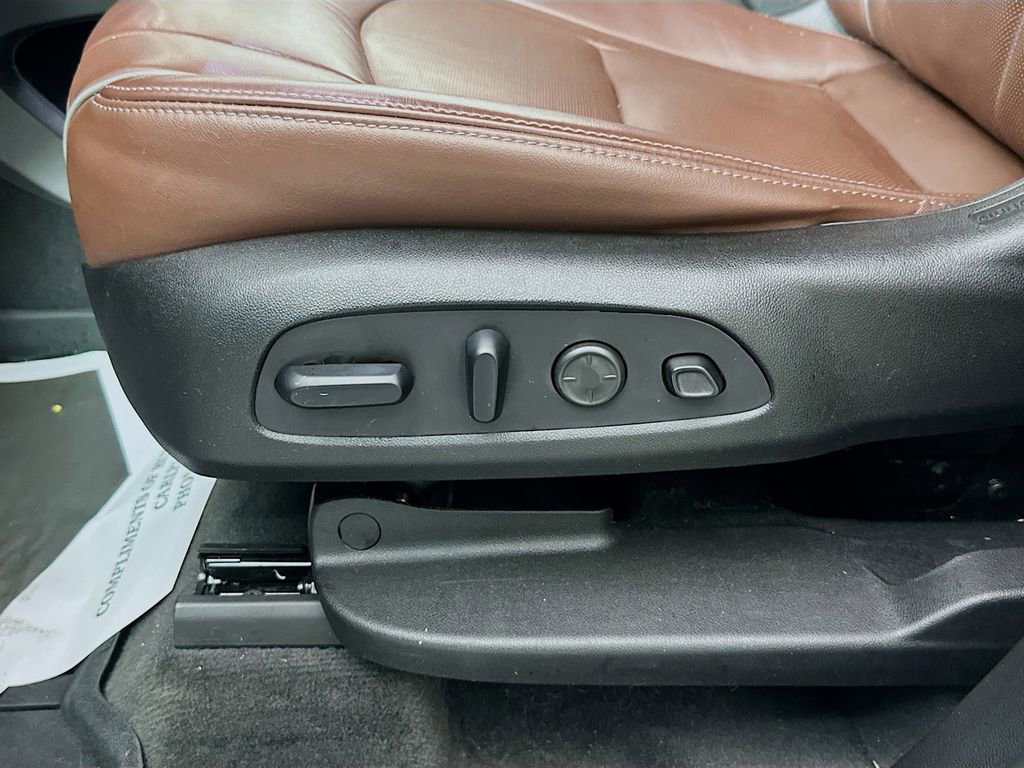 Used 2020 Buick Enclave Avenir w/ Avenir Technology Package image 20