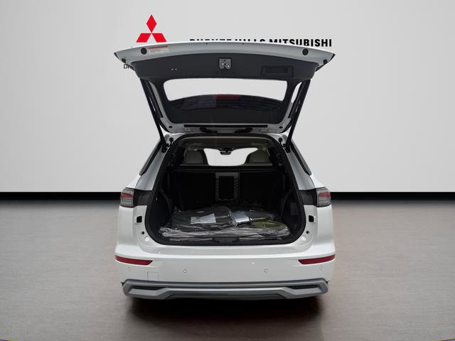 New 2026 Mitsubishi Outlander SE FWD image 32