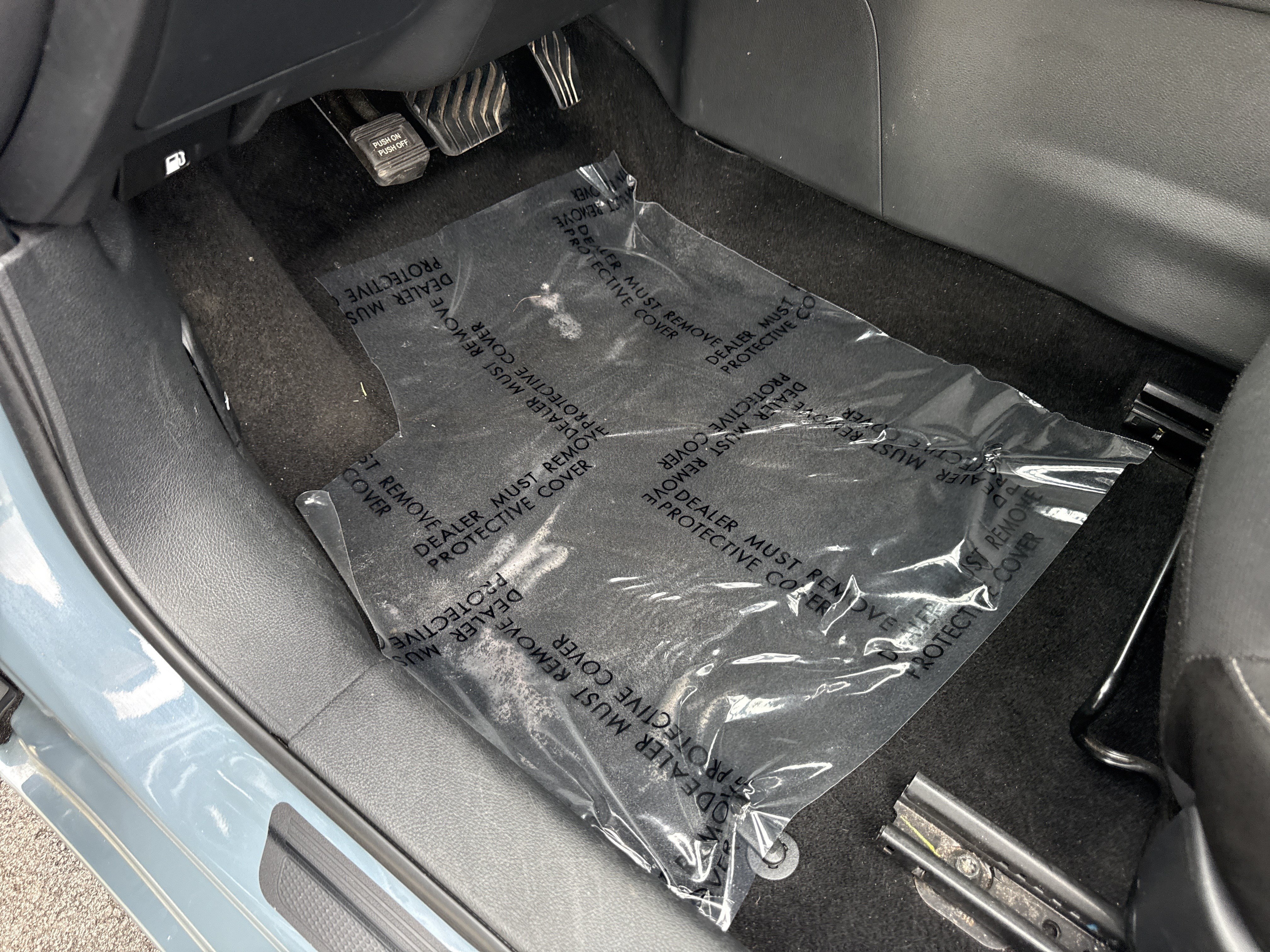 Used 2024 Nissan Sentra SV FWD image 17
