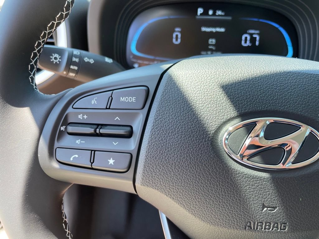 New 2026 Hyundai Venue SEL FWD image 15