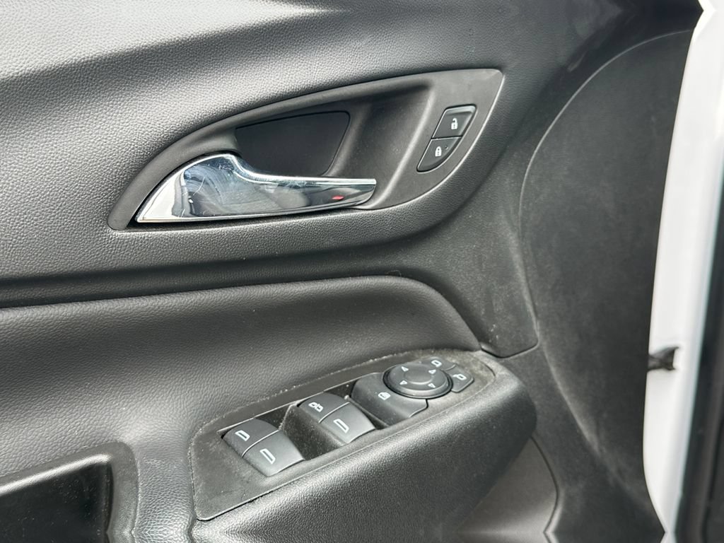 Used 2022 Chevrolet Equinox LT FWD image 12