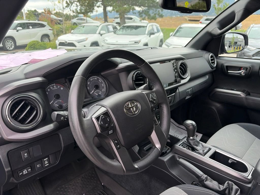 Used 2021 Toyota Tacoma TRD Off-Road w/ Technology Package AWD/4WD image 24