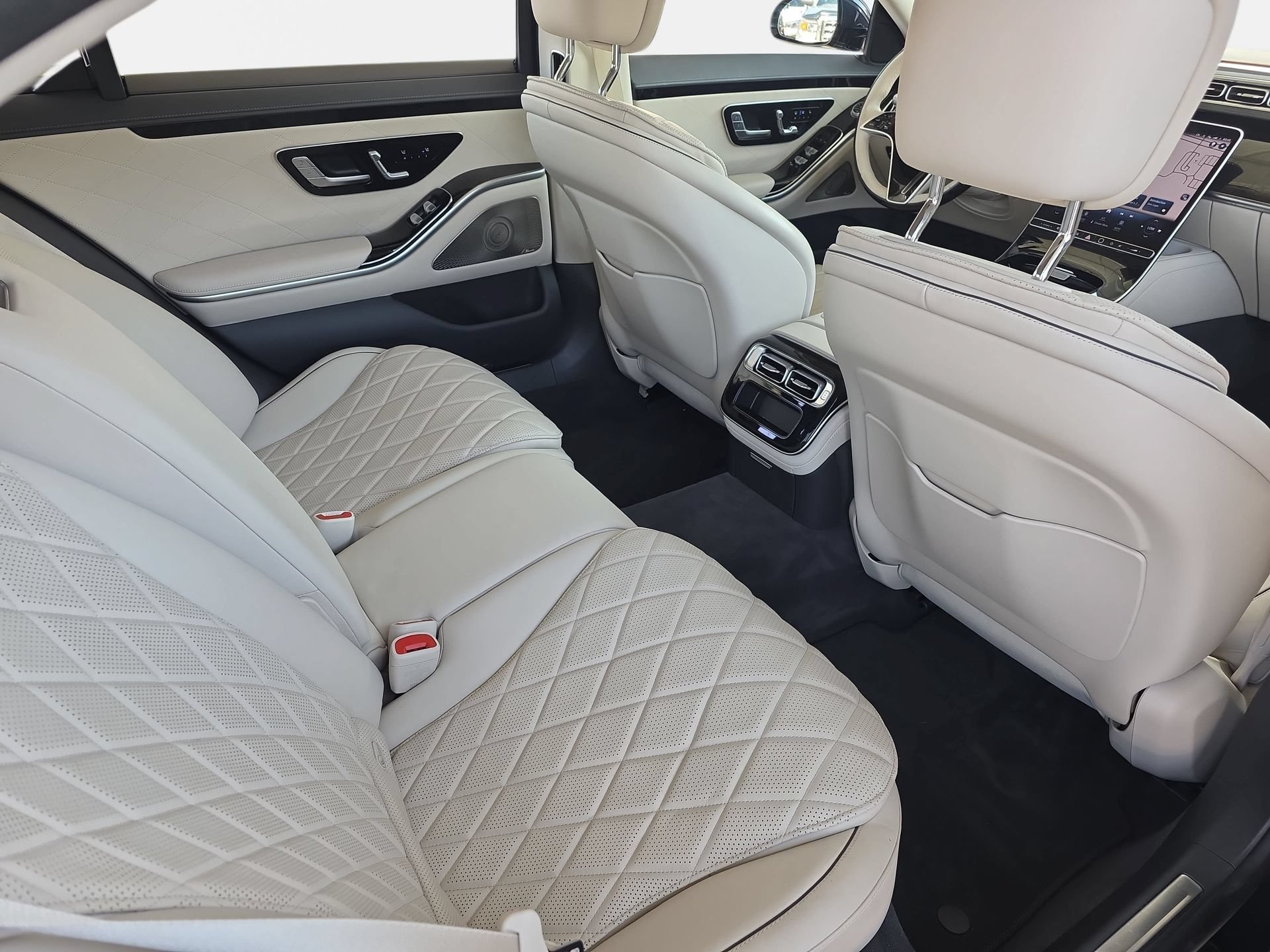 Used 2021 Mercedes-Benz S 500 4MATIC image 11
