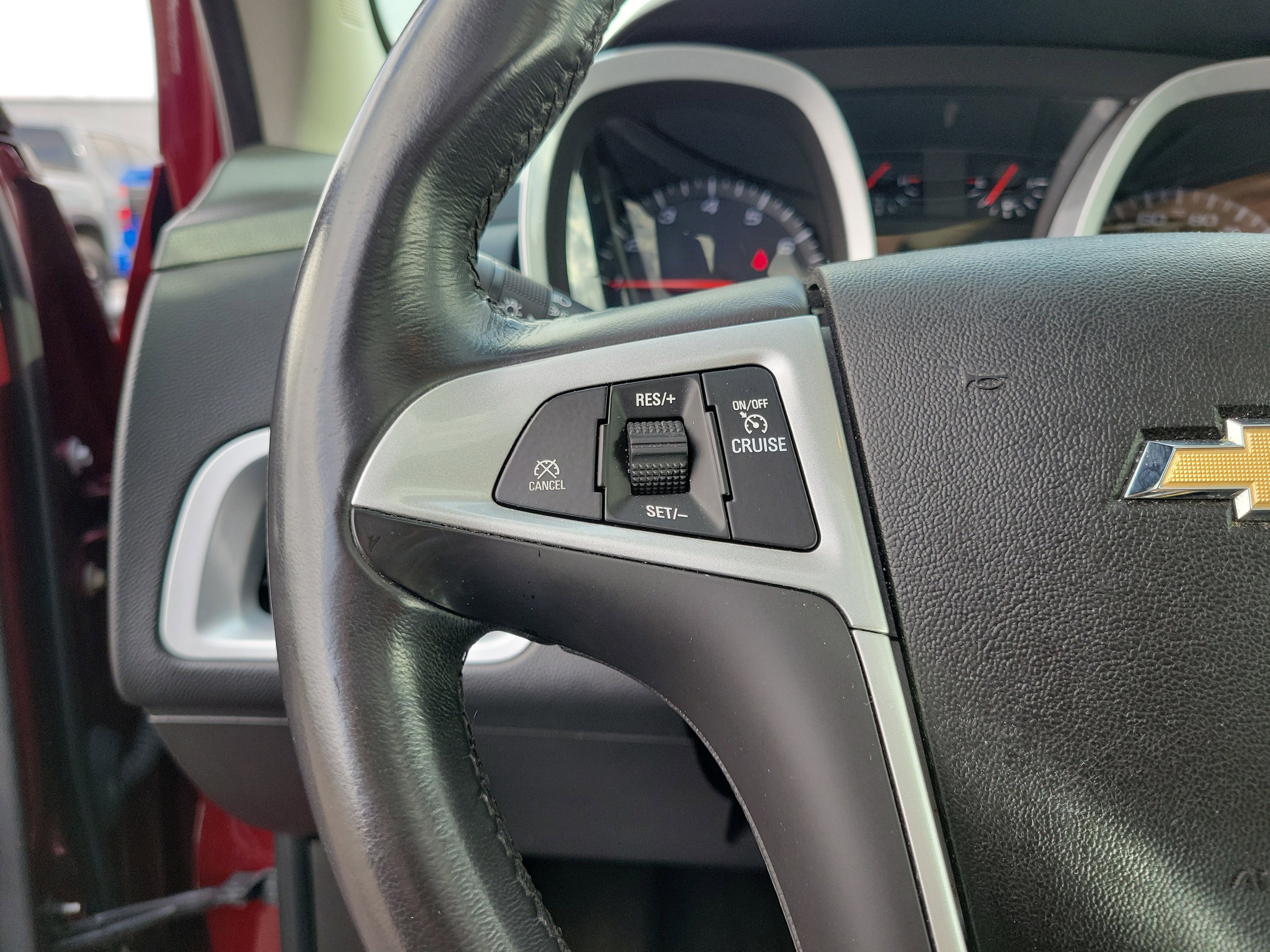 Used 2017 Chevrolet Equinox LT image 22