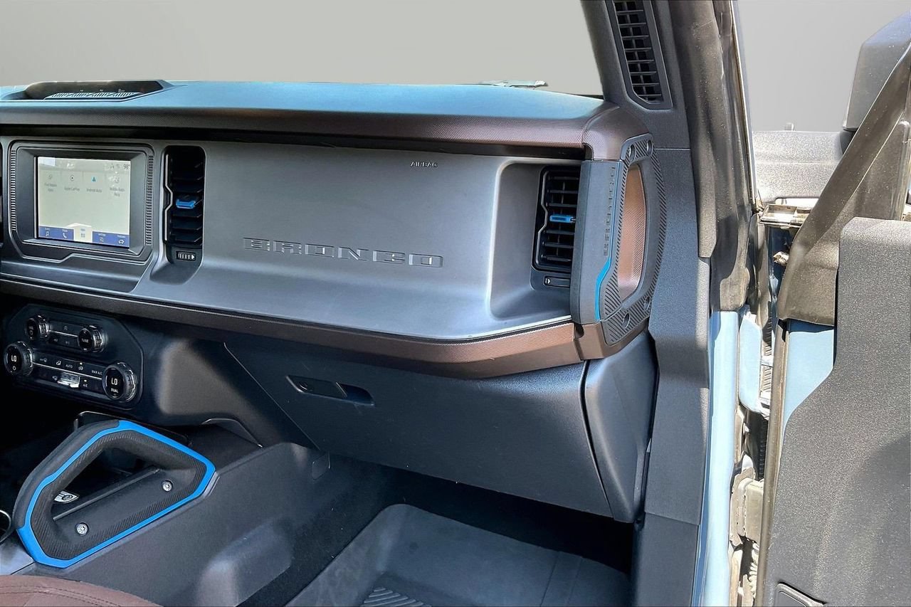 Used 2023 Ford Bronco Outer Banks AWD/4WD image 19