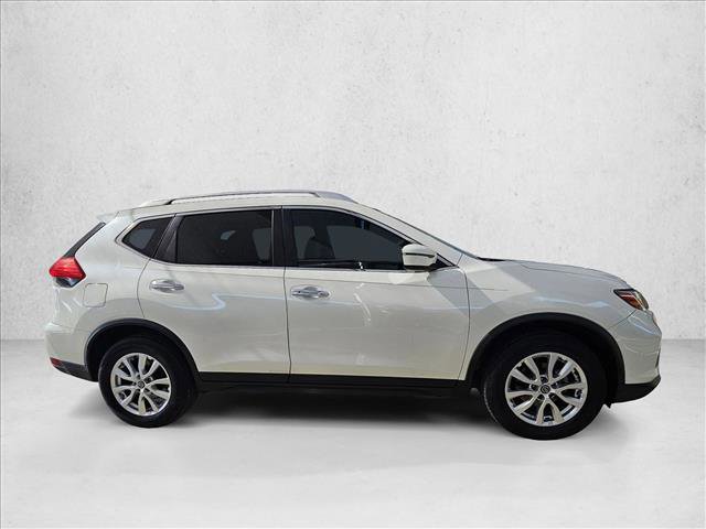 Used 2017 Nissan Rogue SV FWD video 3