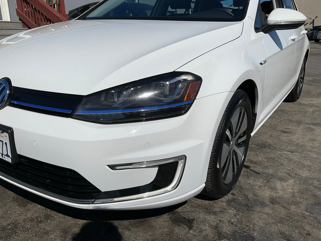 Used 2015 Volkswagen e-Golf SEL Premium image 81