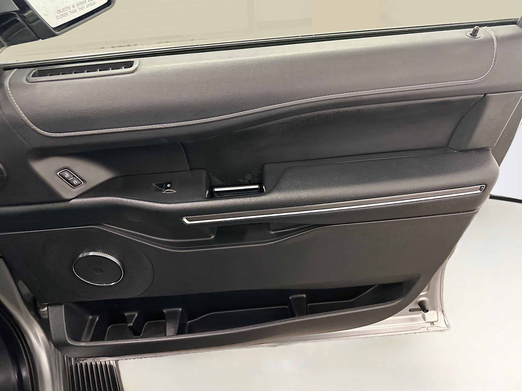 Used 2024 Ford Expedition XLT AWD/4WD image 34