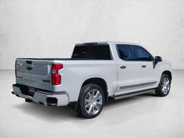Used 2025 Chevrolet Silverado 1500 High Country AWD/4WD image 5