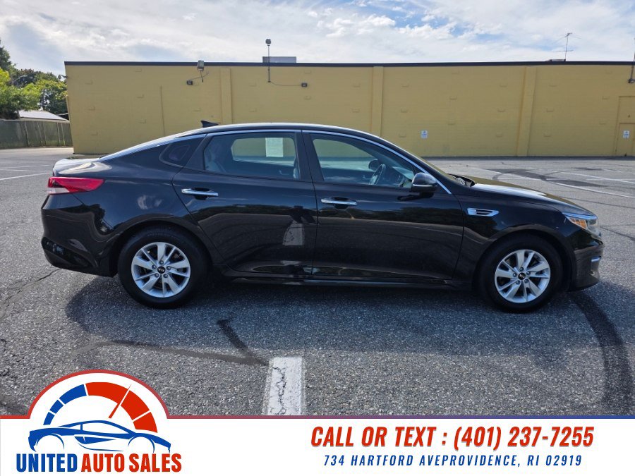 Used 2017 Kia Optima LX FWD image 6
