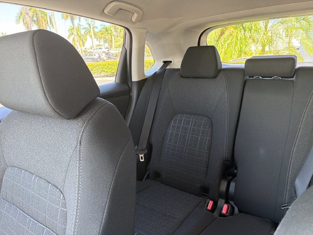 New 2027 Honda HR-V LX image 13
