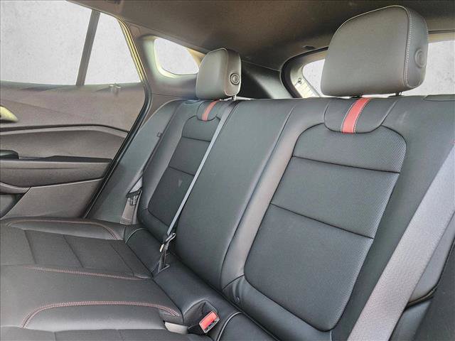 Used 2026 Chevrolet Trax RS w/ Sunroof Package FWD image 18