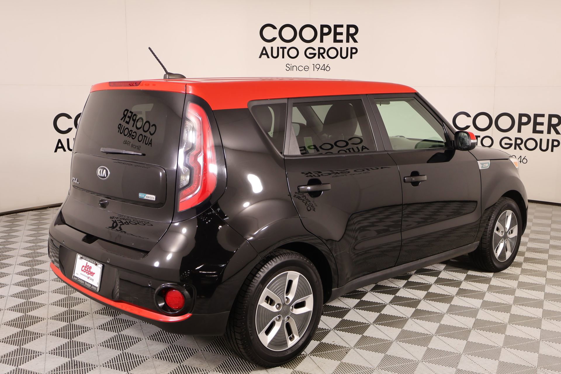 Used 2018 Kia Soul EV + image 21