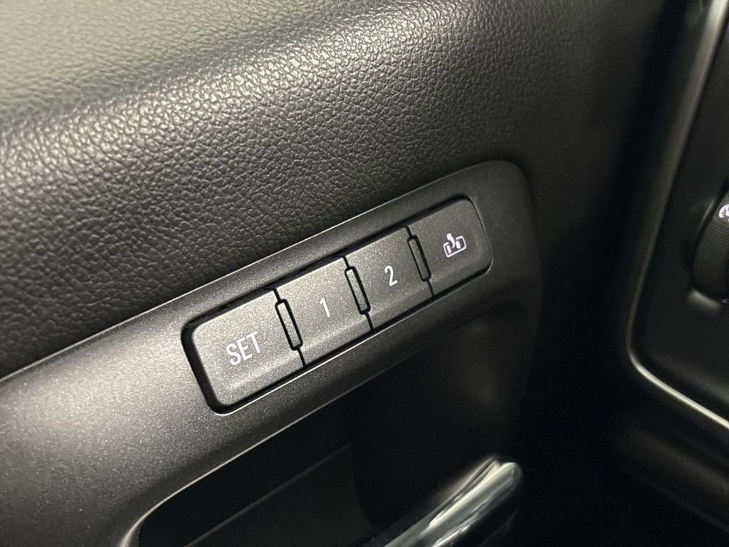 Used 2017 Chevrolet Silverado 3500 LTZ w/ Duramax Plus Package image 52