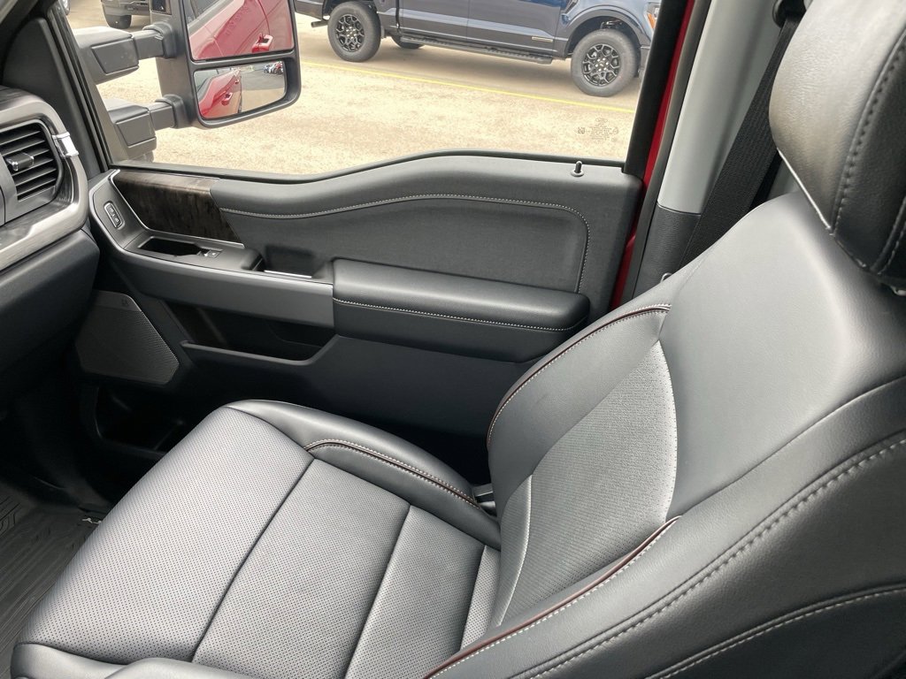 Used 2024 Ford F250 Lariat w/ Lariat Ultimate Package image 23