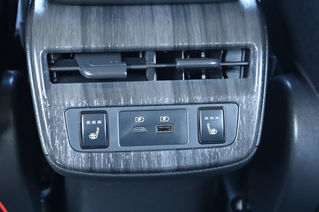 Used 2023 Nissan Ariya FWD image 33