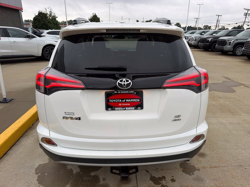 Used 2018 Toyota RAV4 SE w/ All Weather Liner Package AWD/4WD image 6