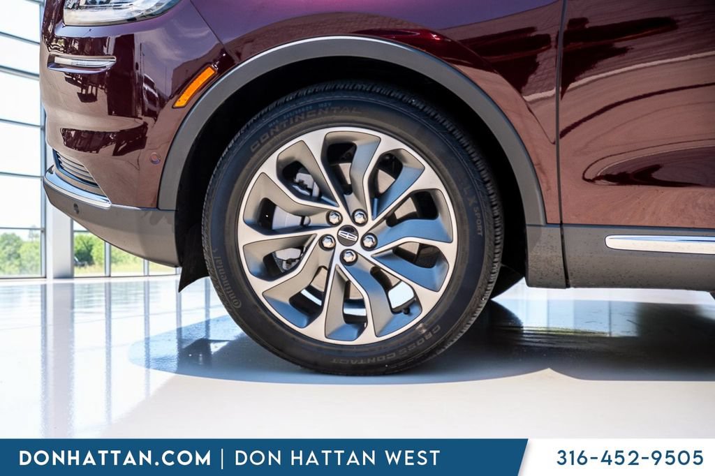 Used 2023 Lincoln Nautilus Reserve w/ Equipment Group 201A AWD/4WD image 35