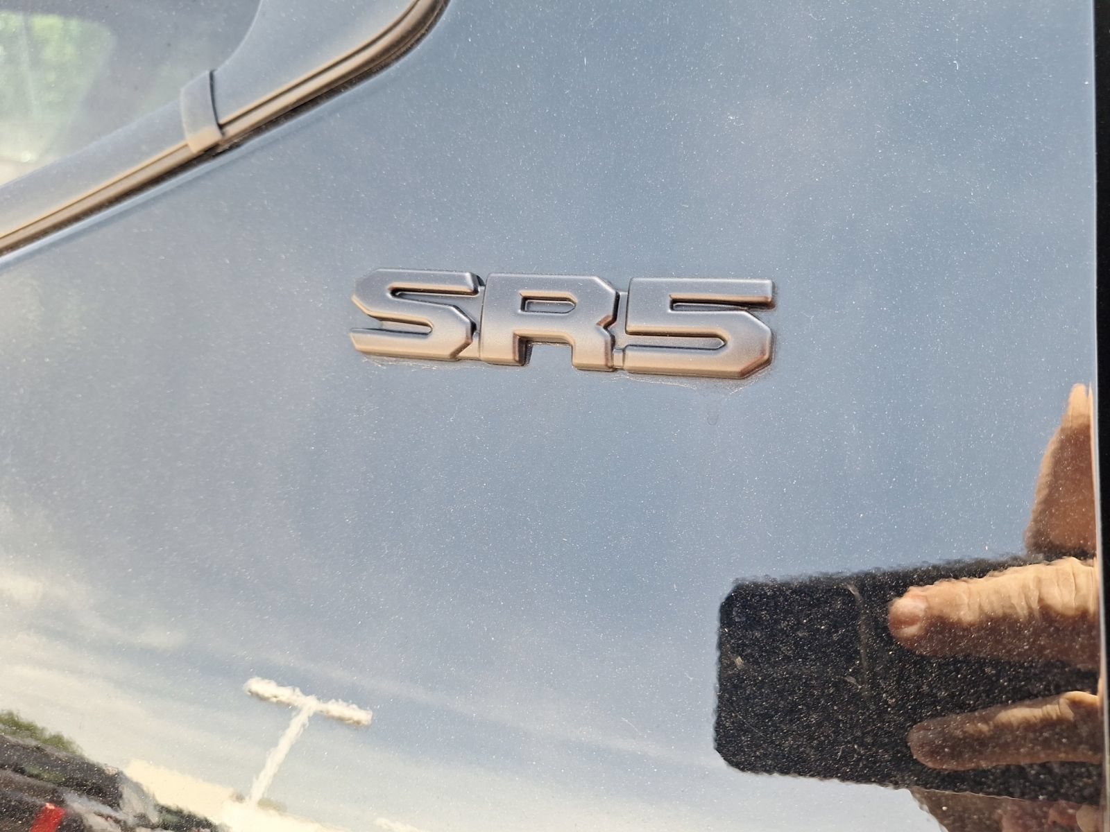 Used 2025 Toyota Tundra SR5 AWD/4WD image 12