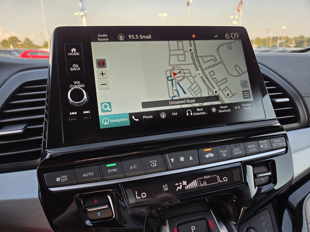 New 2027 Honda Odyssey Touring image 7