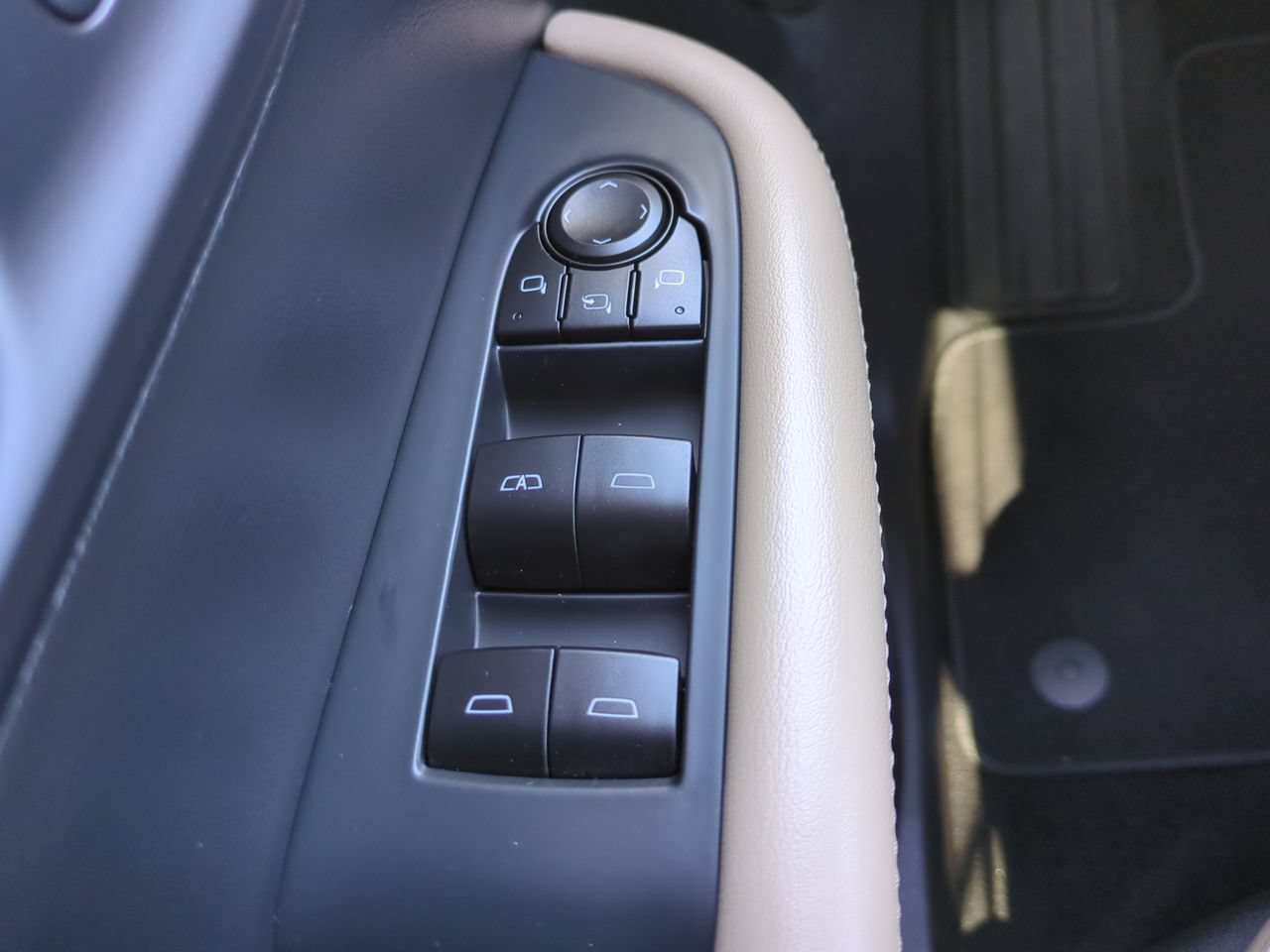 New 2026 Buick Enclave Preferred w/ Power Package FWD image 25
