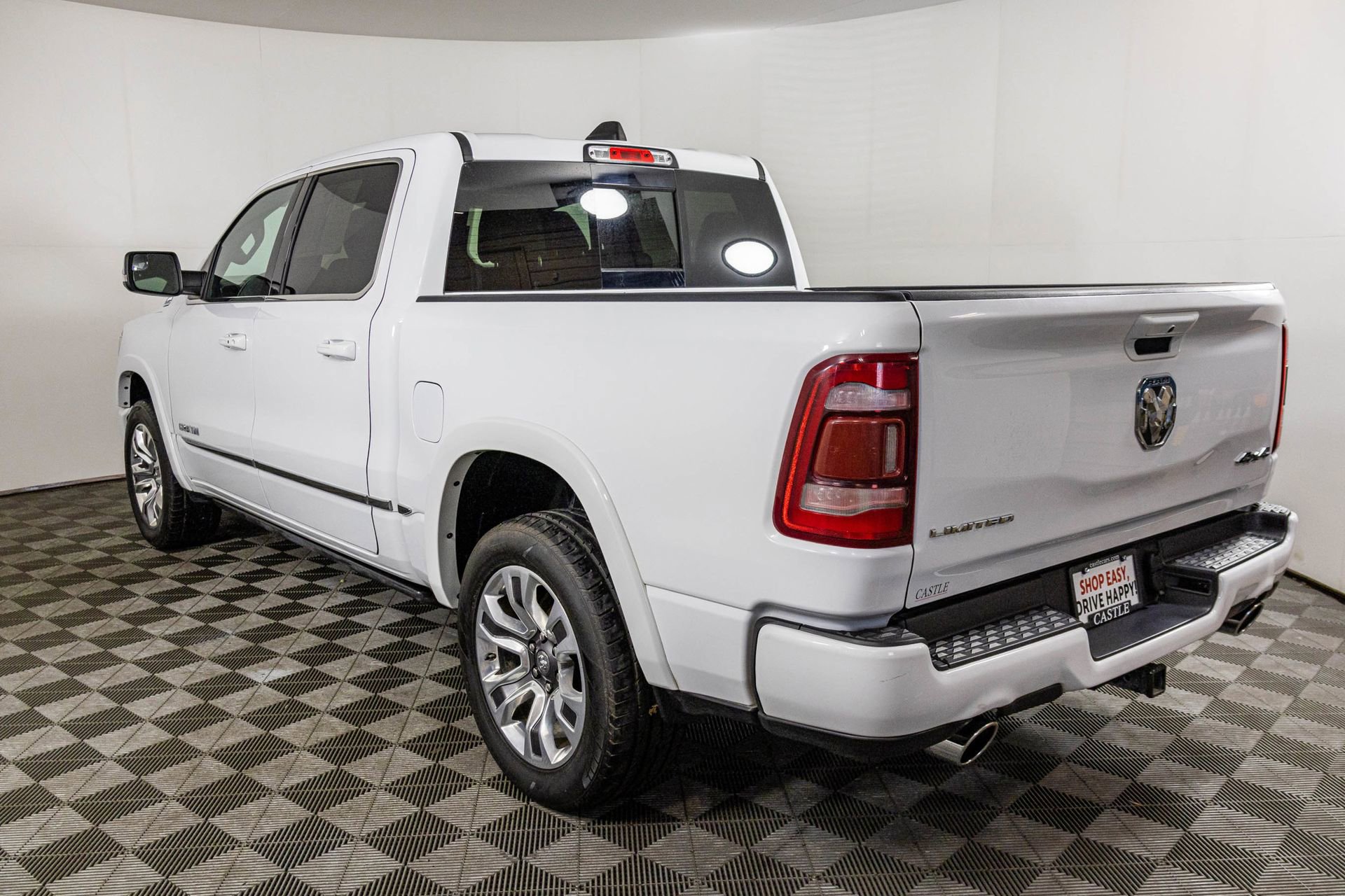 Used 2023 RAM 1500 Limited w/ Body Color Bumper Group image 13